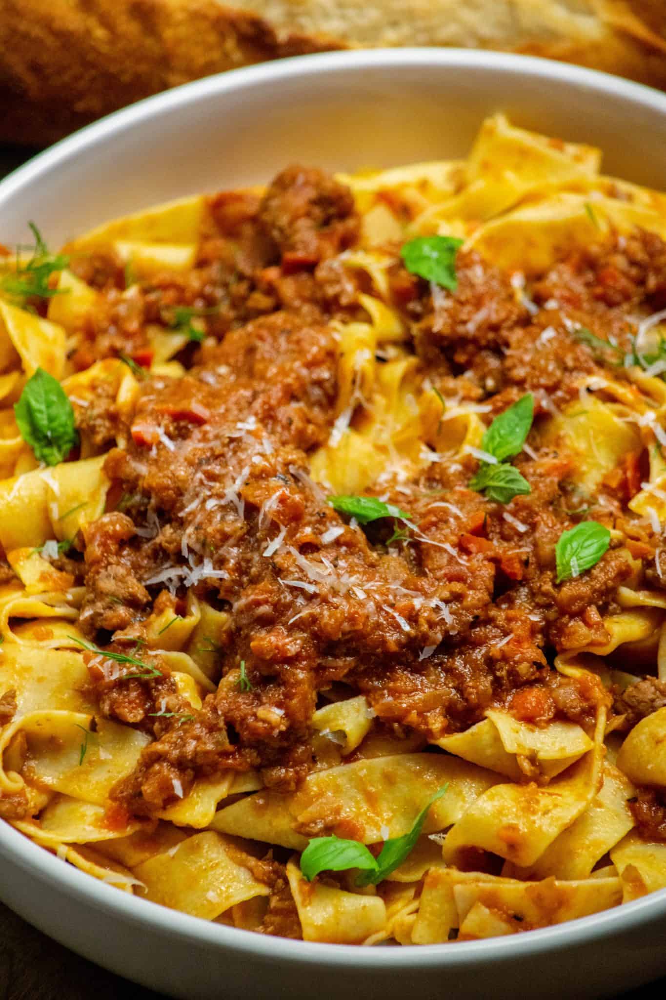 Easy Lamb Bolognese Recipe with Pasta : Jawns I Cooked