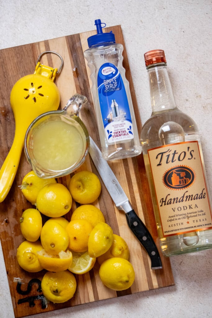 Cut and juice your lemons until you have 6 oz of juice