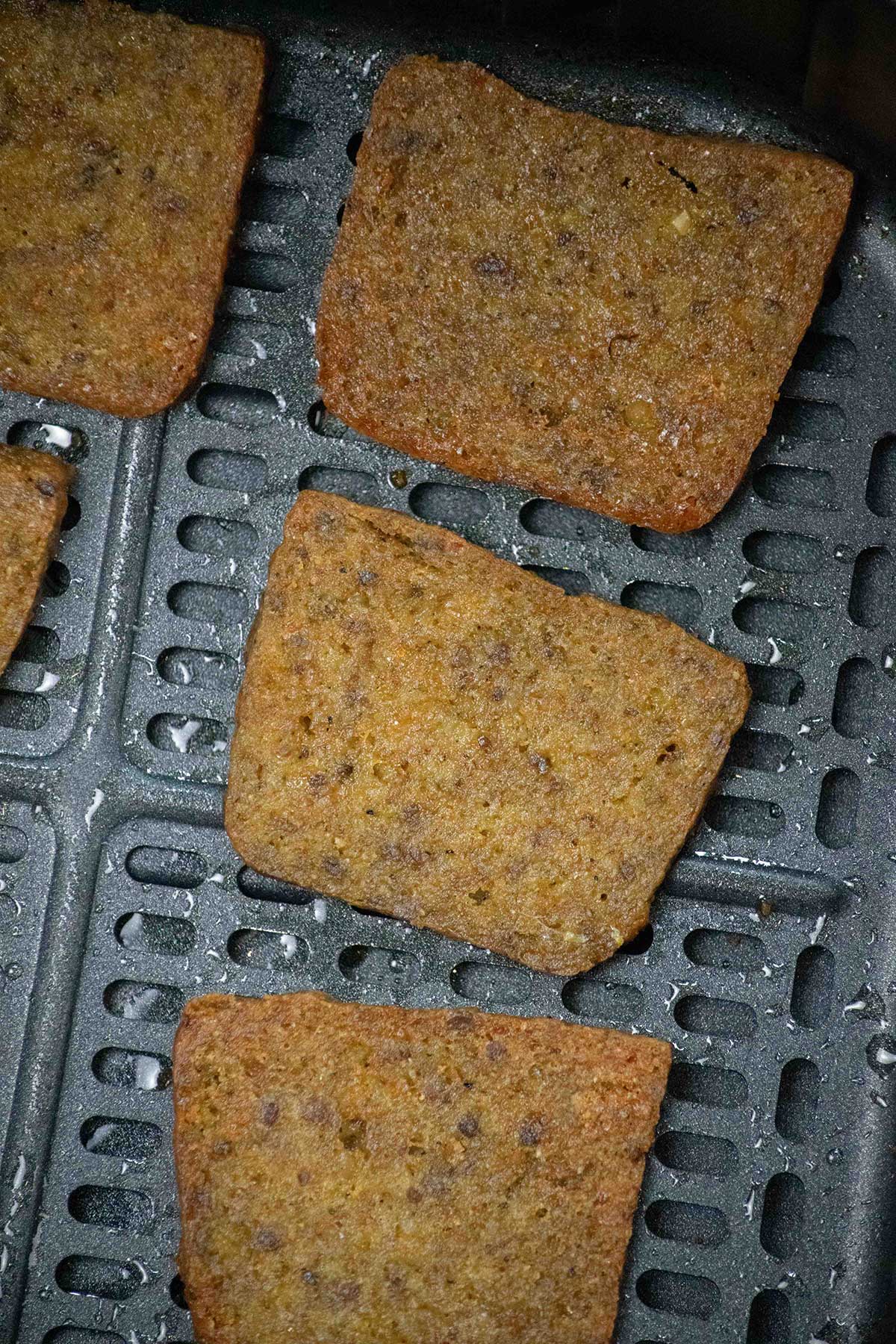 Air fry at 400° for 3 additional minutes, until crisp.