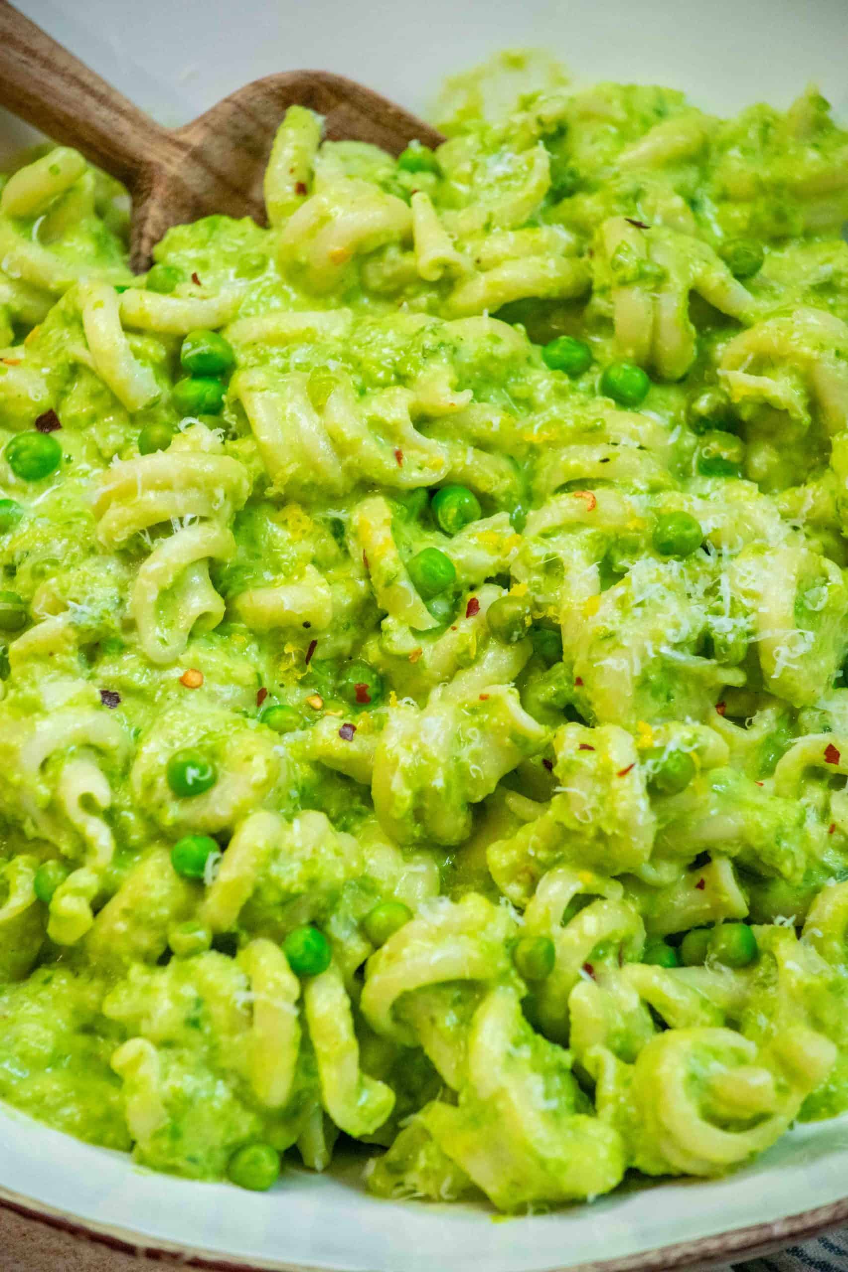 Creamy Pasta with Green Pea Lemon Sauce and Peas
