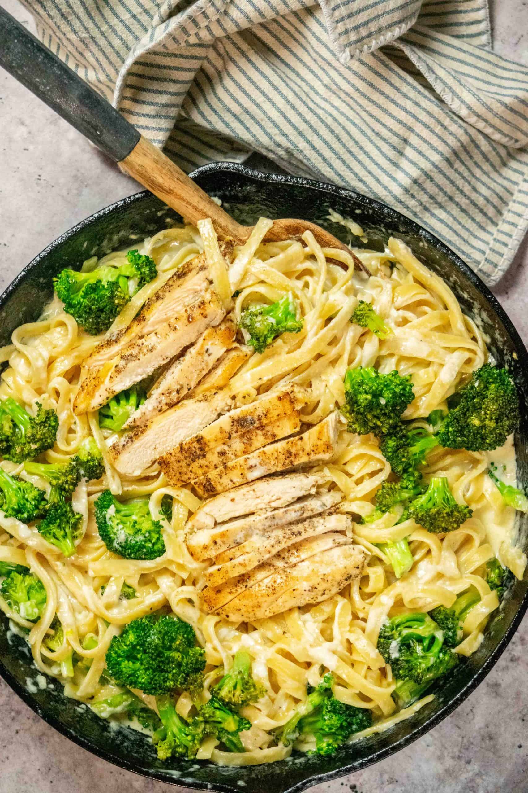 chicken broccoli fettuccine alfredo recipe