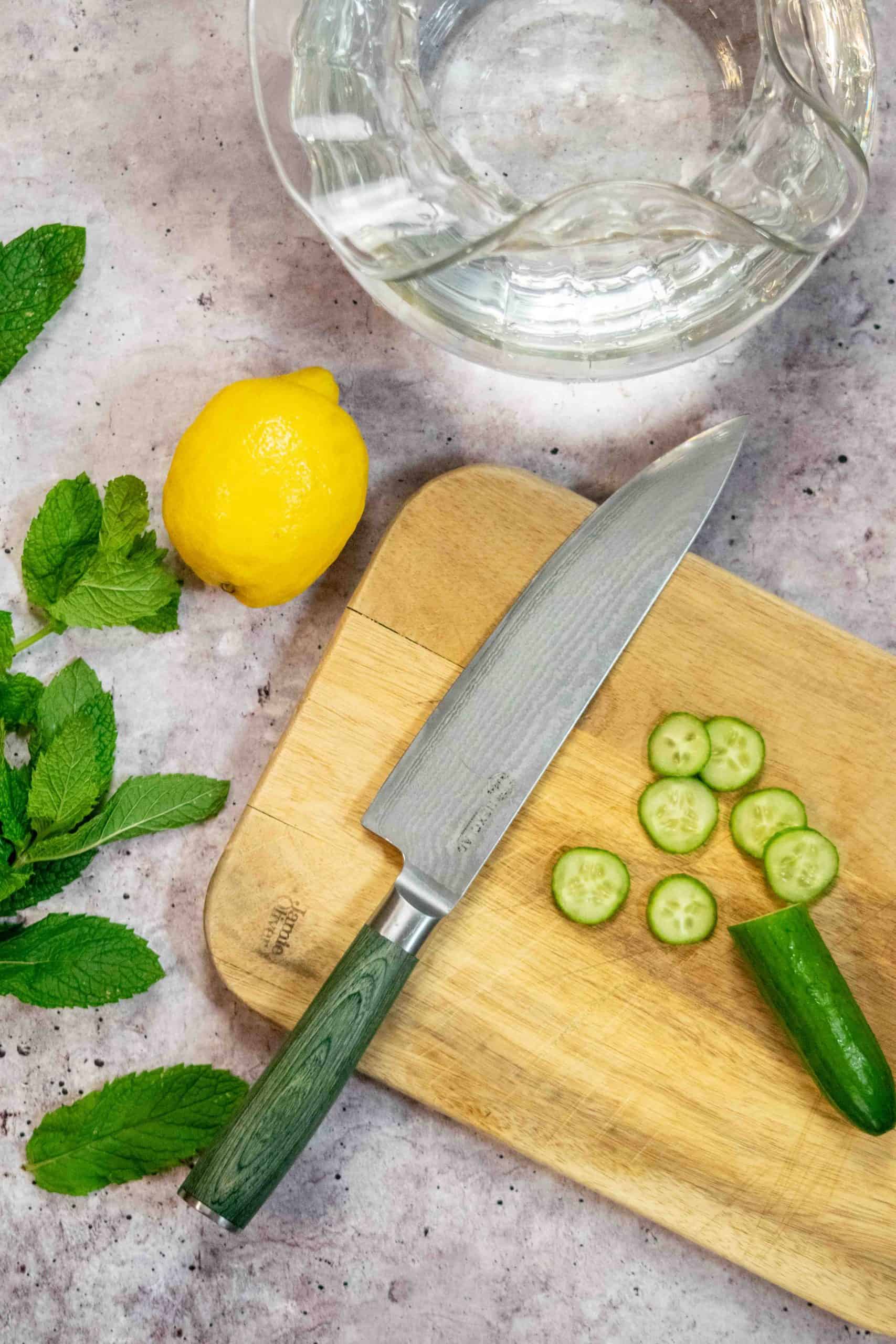 cucumber lemon mint water recipe ingredients