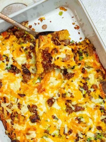 Sausage, Bacon and Egg Cornbread Breakfast Casserole