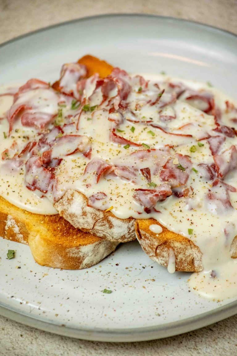 Creamed Chipped Beef Gravy on Toast Recipe (S.O.S.) : Jawns I Cooked