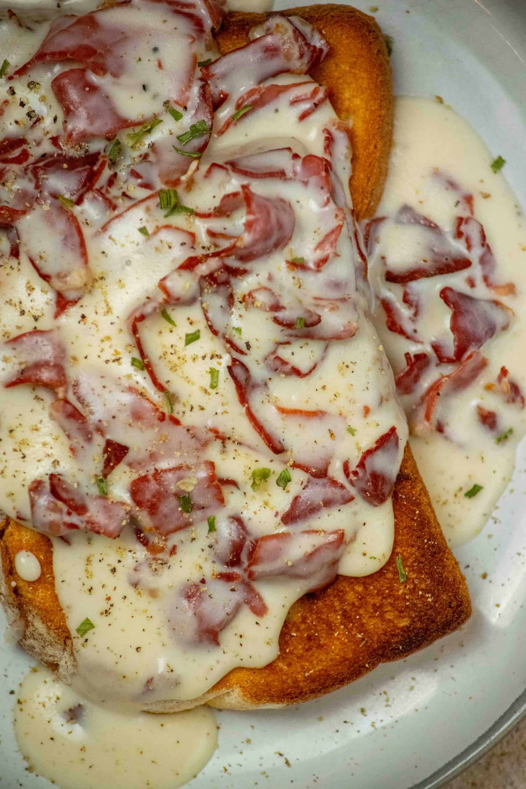 Creamed Chipped Beef Gravy on Toast Recipe (S.O.S.) : Jawns I Cooked