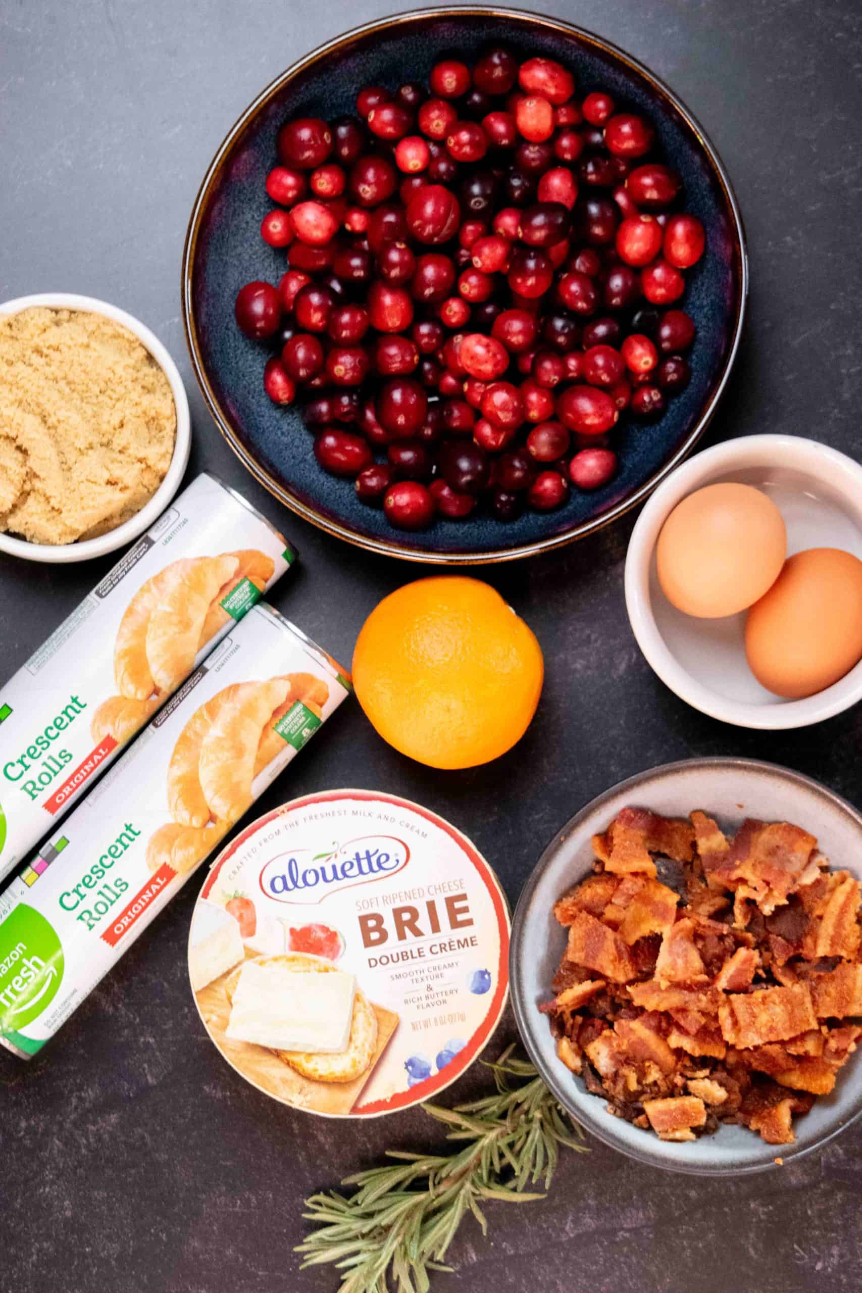 Bacon brie crescent wreath ingredients