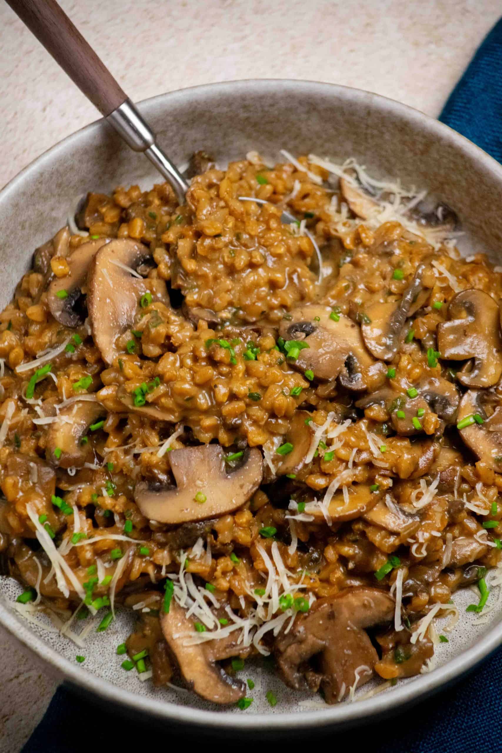 Creamy Mushroom Parmesan Farrotto