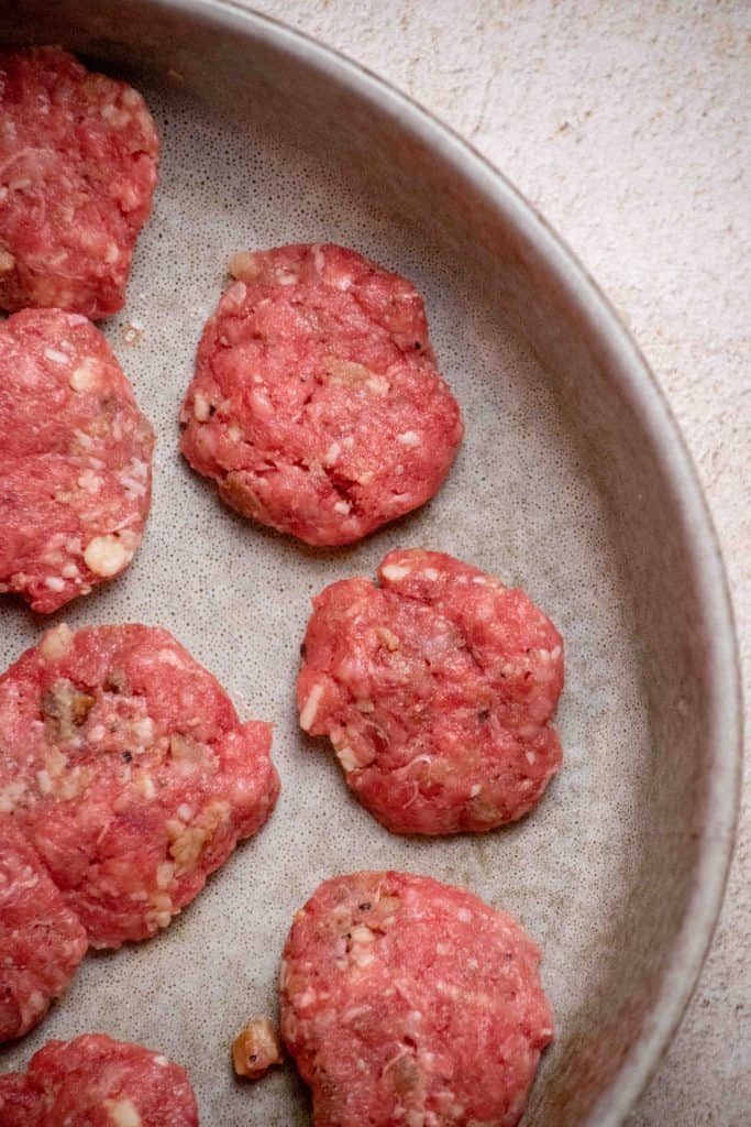 form burger patties