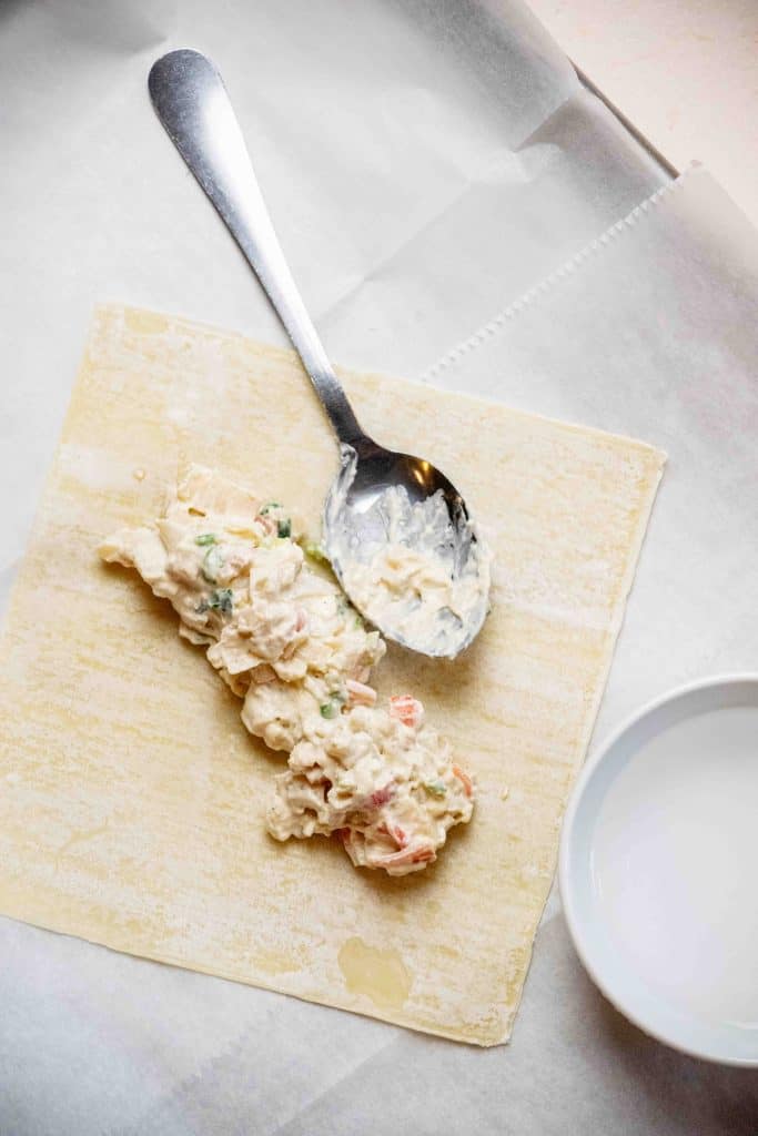 fill and wrap egg rolls