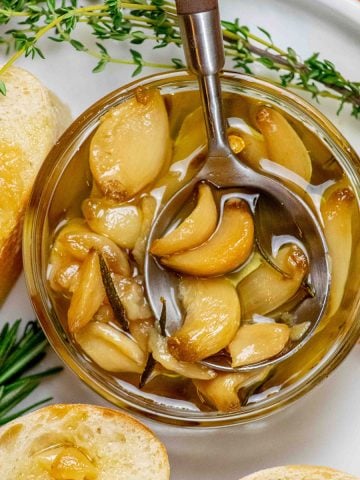 How to Make Easy Stovetop Garlic Confit with Herbs