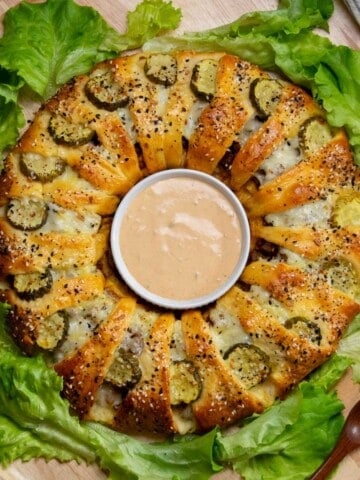 Cheeseburger Crescent Ring
