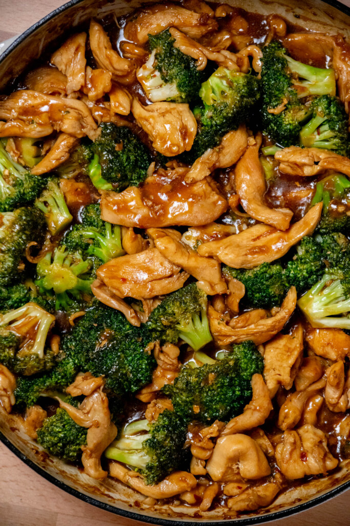 toss the chicken with the broccoli and sauce until it is well coated, and cook 2 minutes more over medium-low heat to warm through 