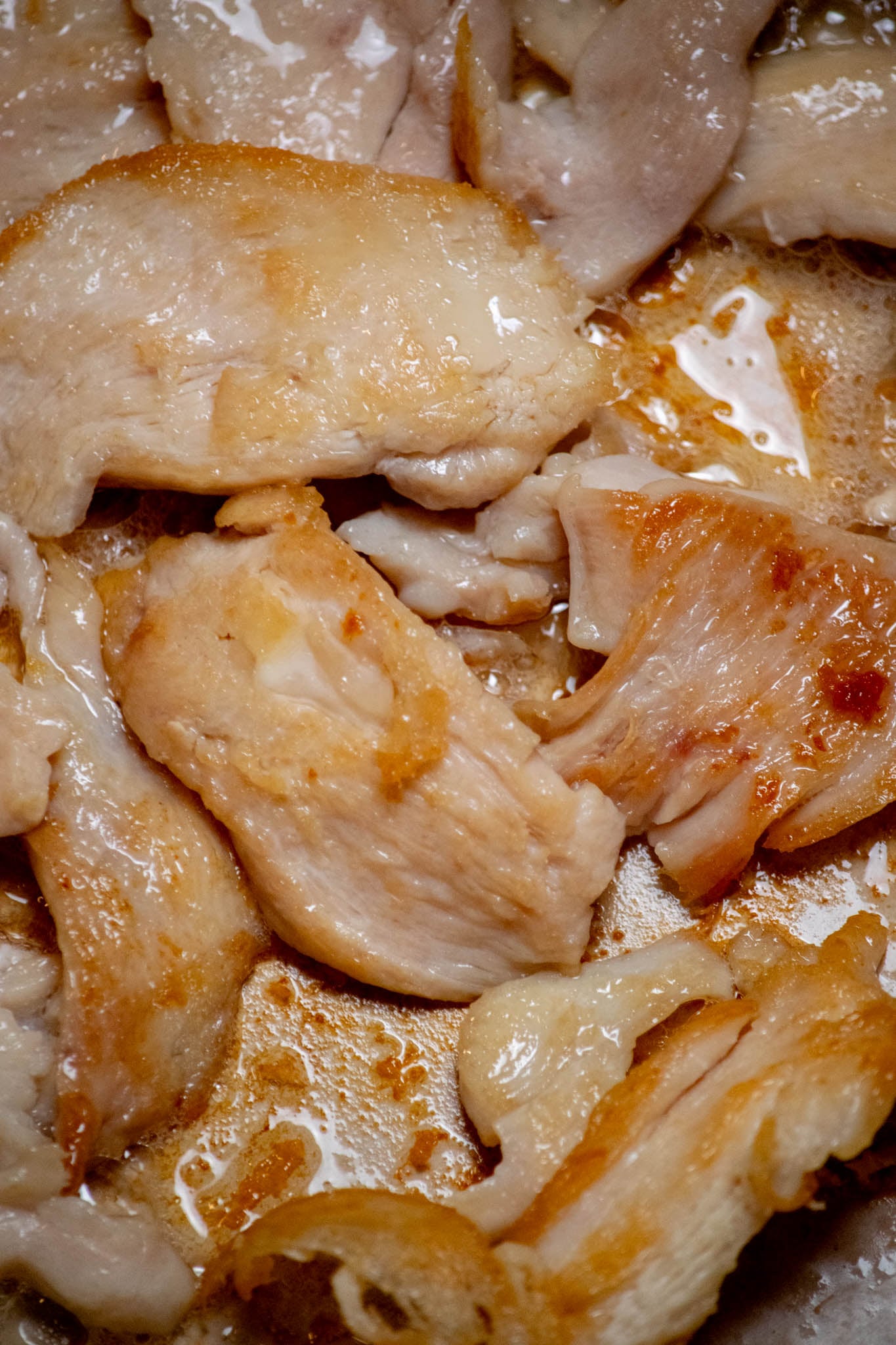 Cook the chicken. Heat avocado oil in a large skillet over medium-high heat. Working in 2 batches, cook the chicken for about 2 minutes on the first side, then flip and cook 3–4 minutes more, until cooked through. Transfer to a plate and repeat with the remaining chicken.