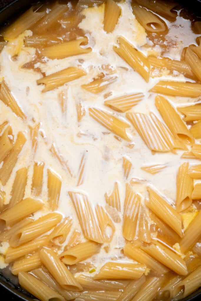 add cream and cook 2-3 minutes more, util creamy but still a little loose. 