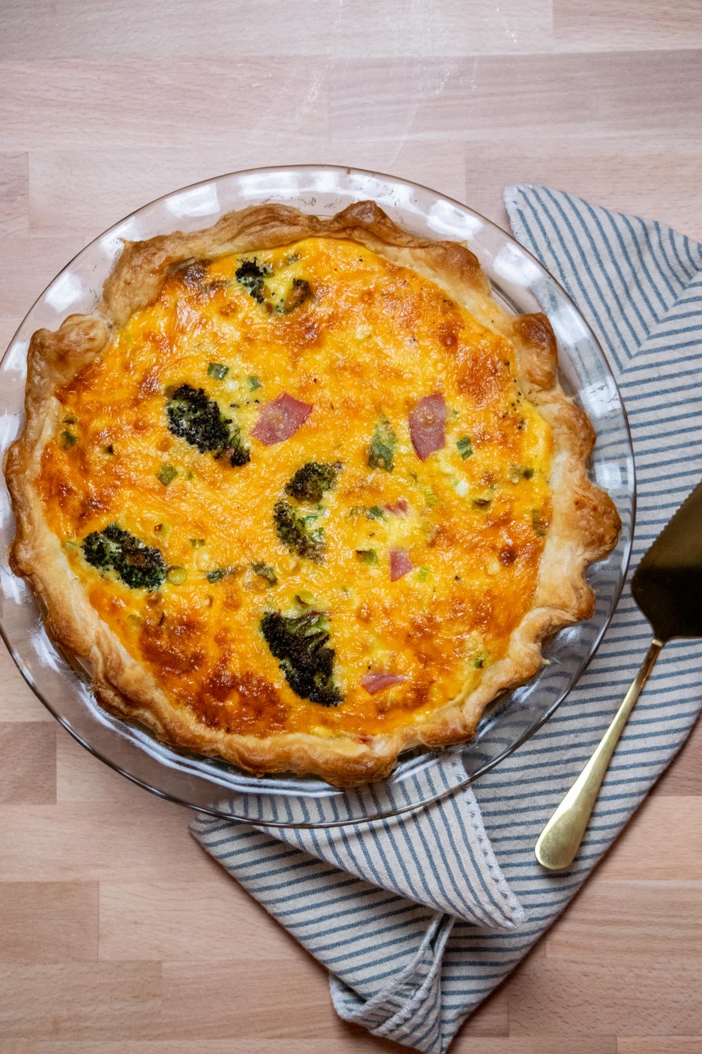 Puff Pastry Quiche with Ham and Broccoli