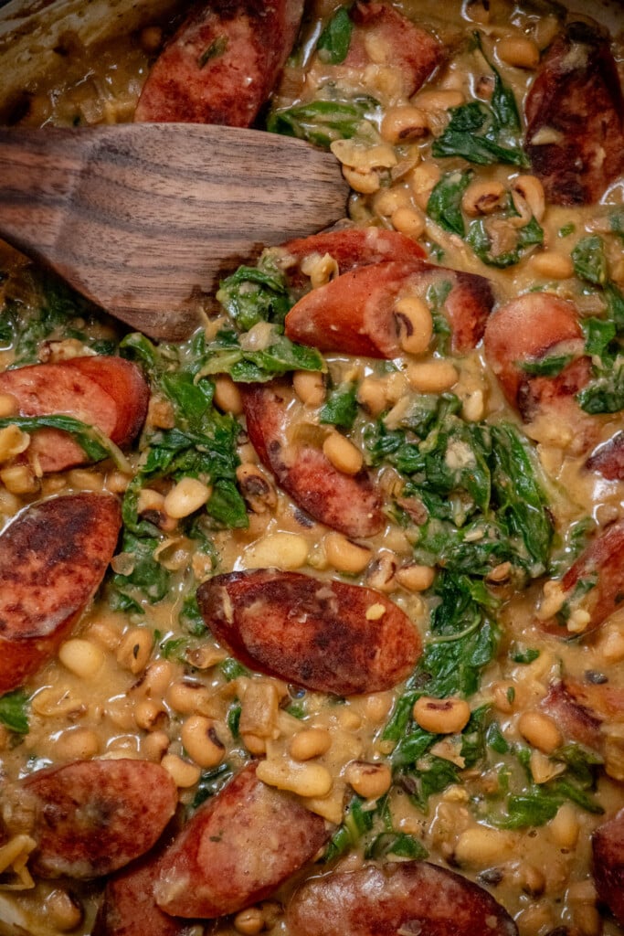 Stir well, and serve with crusty bread for dipping! 
