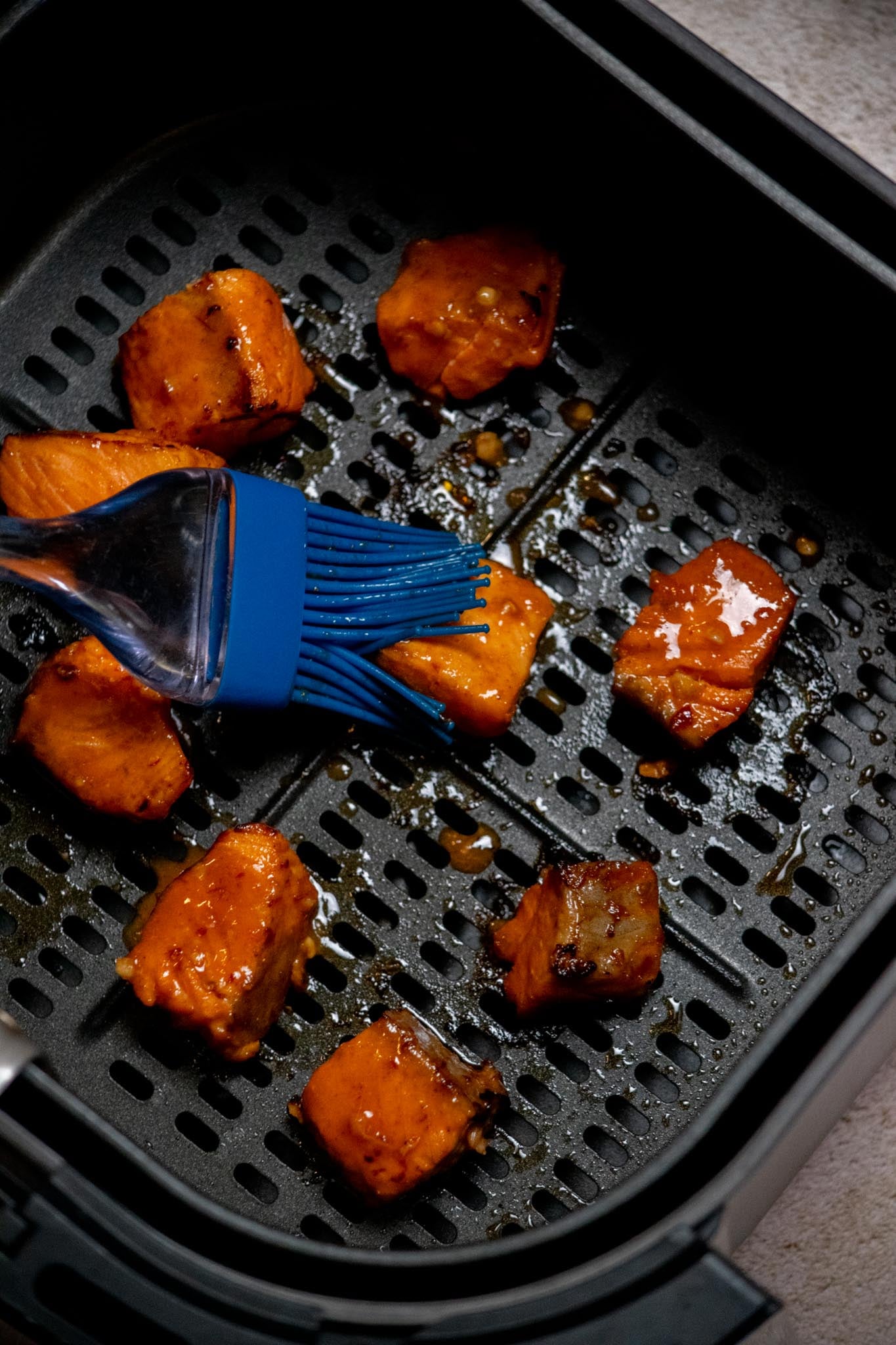 air fryer salmon bites